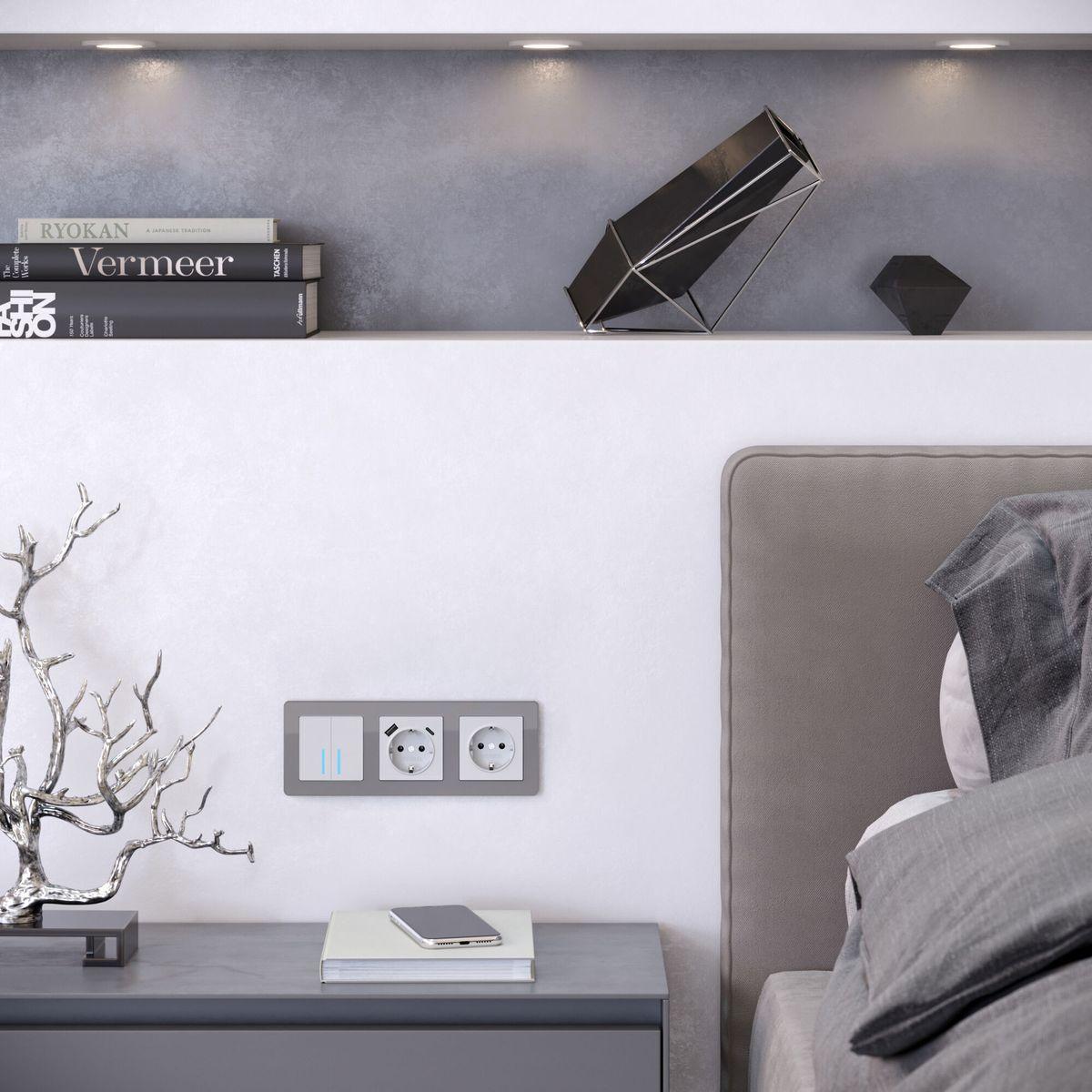 Рамка Werkel Acrylic на 3 поста графит W0032704 4690389184895