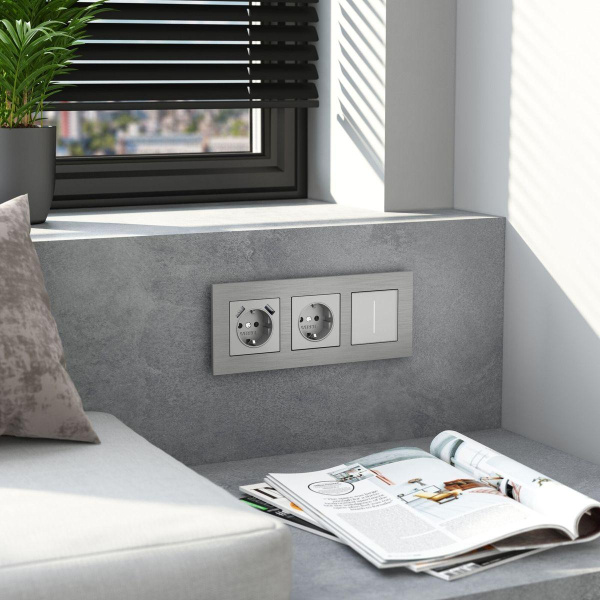 Рамка Werkel AluMax на 3 поста алюминий W0033506 4690389204067