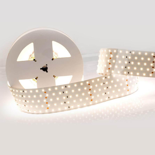 Светодиодная лента Arlight 36W/m 350LED/m 2835SMD теплый белый 2,5M 019080