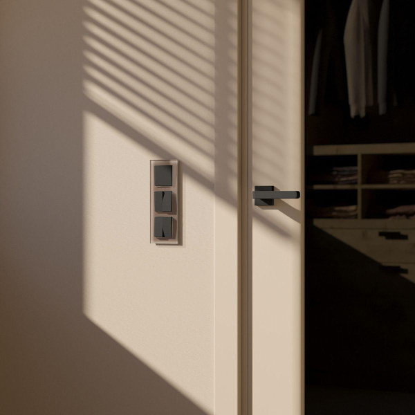 Рамка на 3 поста Werkel Favorit латте W0031142 4690389183430